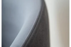 Arrediorg Poltroncina moderna velluto grafite e rovere FORIO